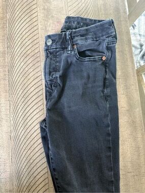 American Eagle Outfitters Gray Washed Skinny Jeans